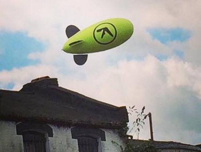 AFX blimp