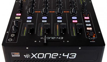 Xone43-Front-3Q_web_main