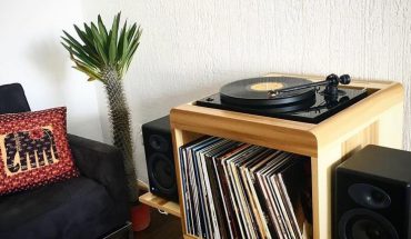 living-room-002